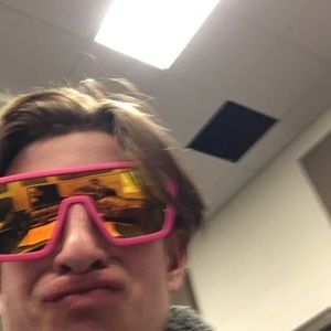 Meet your Posher, Noah